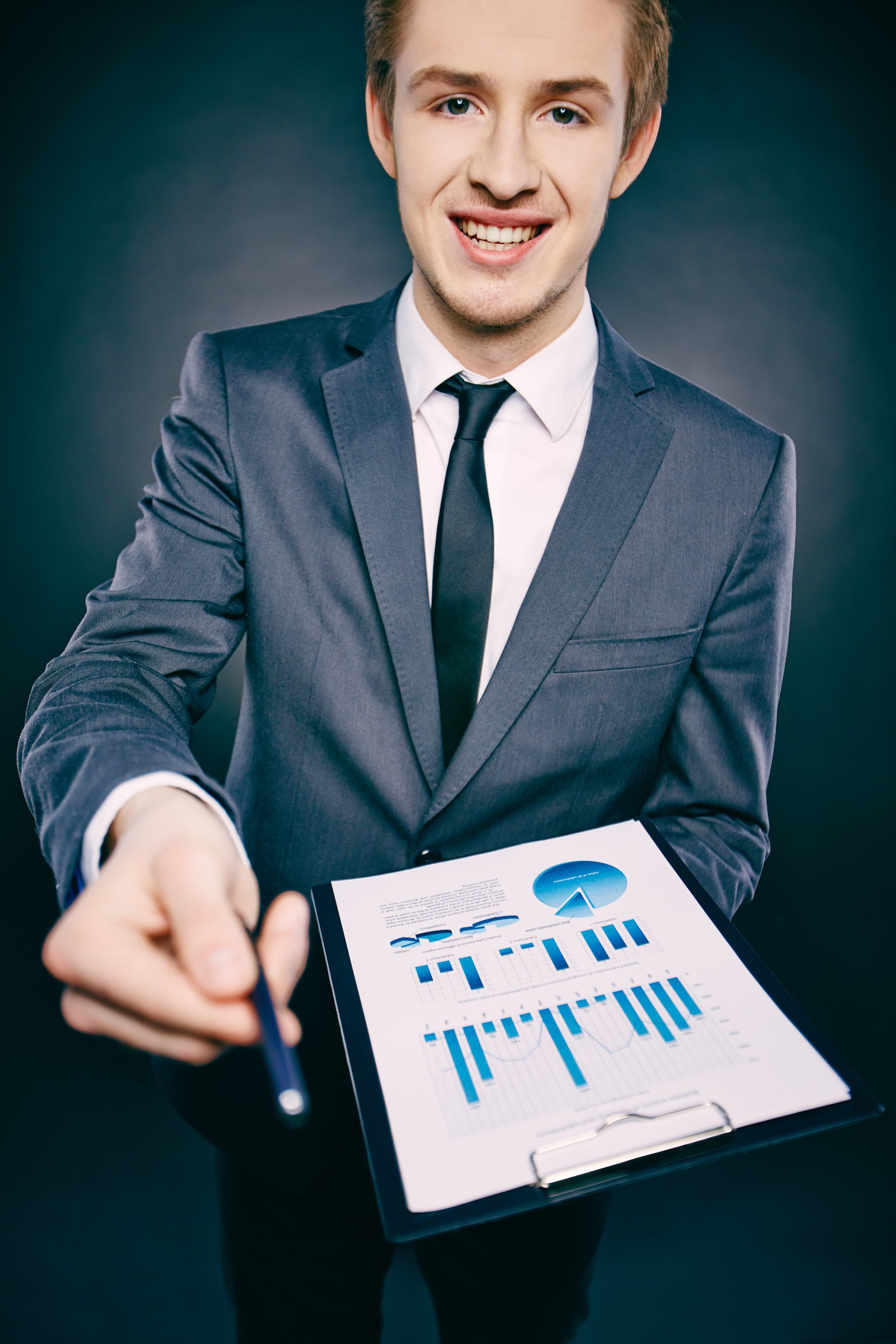 پشتیبانی مشتریان در کارگزاری بهمن