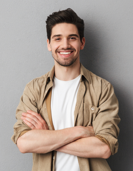 تصویر مهندس علی اکبری، سرپرست واحد طراحی و مهندسی شرکت کارگزاری بهمن